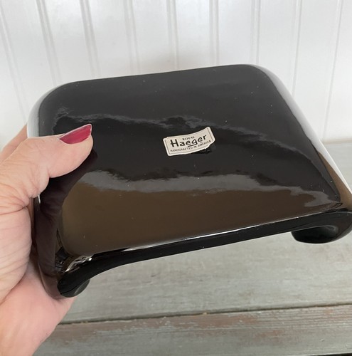 Haeger pottery black pedestal - haeger,