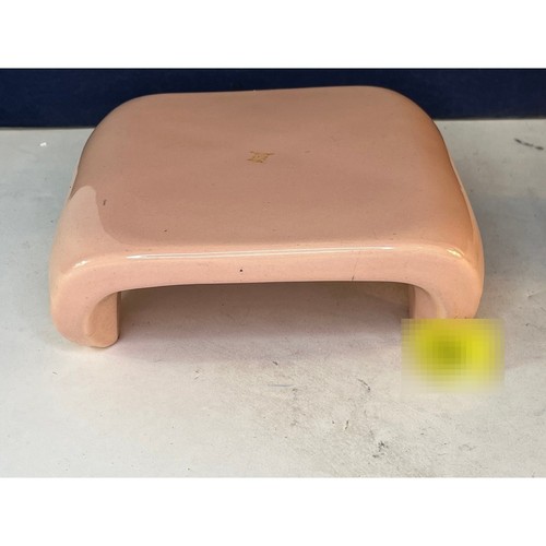 Haeger pottery display - display, stand