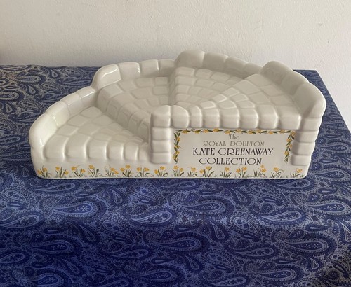 Fabulous vintage porcelain - a,