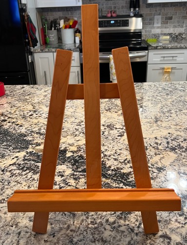 Pottery barn tabletop - 16",